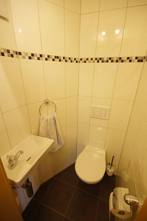 Ferienhaus Mott Lermoos Phòng bức ảnh